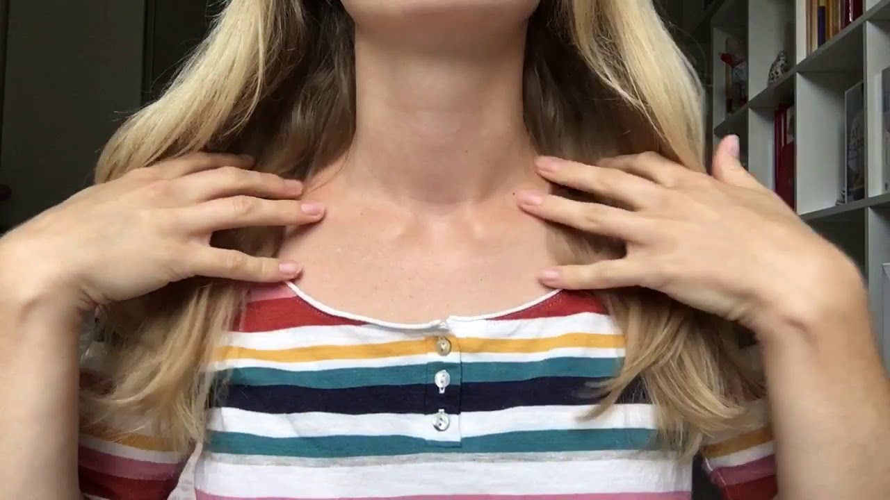 ASMR | Neck touching | Soft singing