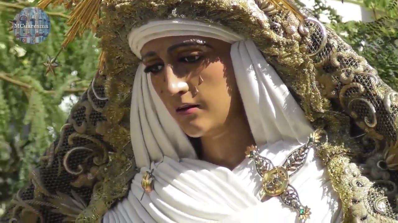 La Esperanza regresa a su barrio de Triana... 