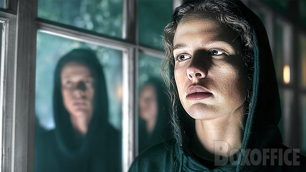 Ее мучительная бессонница заставляет ее сомневаться, кто настоящий🔥 фильм полный