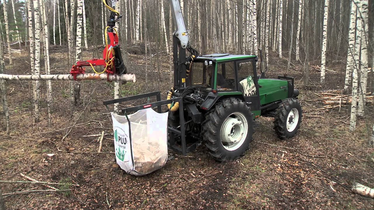Naarva S23 ja polttopuun teko säkkiin - Naarva S23 harvester and firewood processor