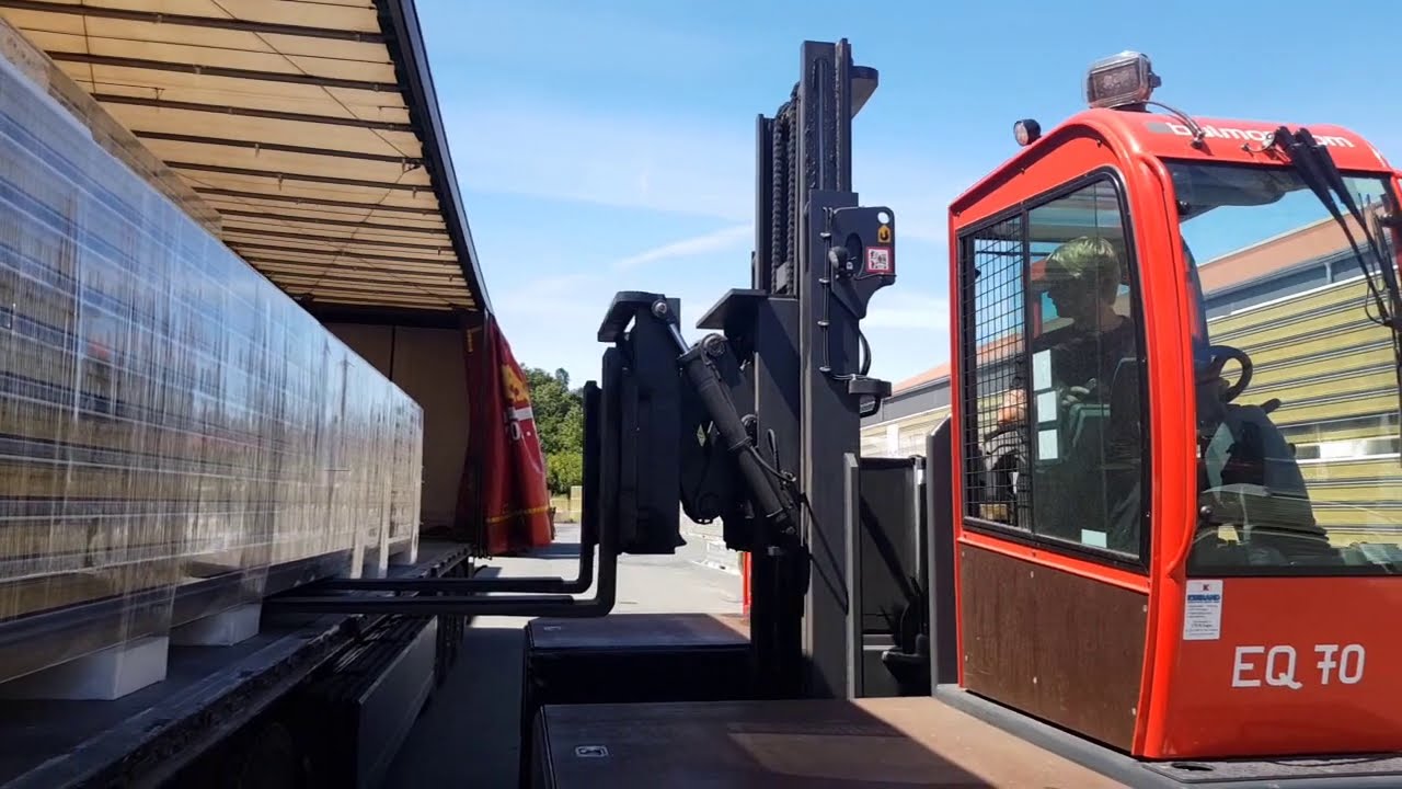 Electric Sideloader from Bulmor transport long material with Pantograph forklift.