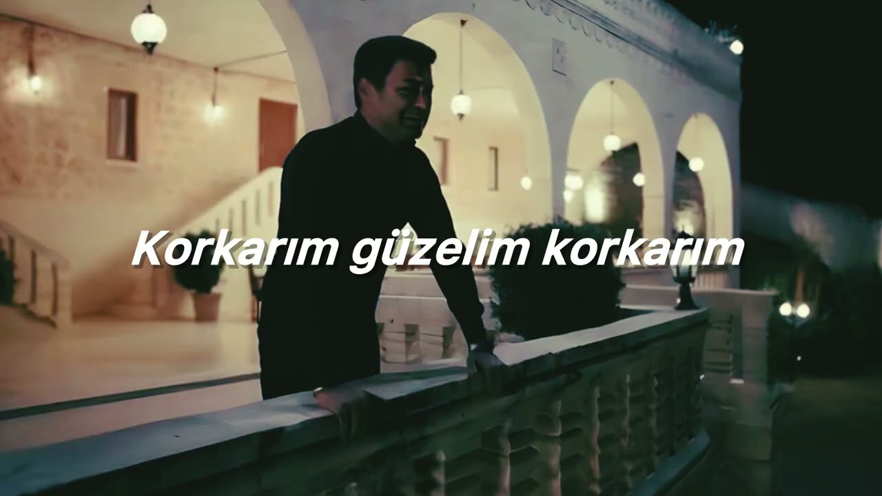 Korkarım  (lyrics) _ Ahmet kaya