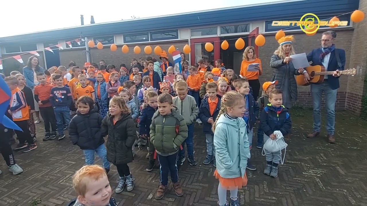 Opening Koningsspelen CBS De Regenboog Nieuwaal