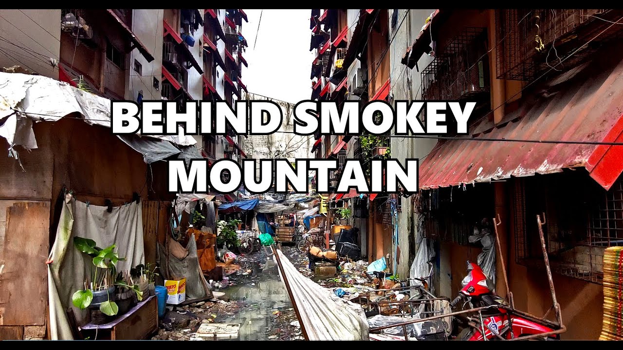 REAL LIFE SCENE BEHIND THE OLD SMOKEY MOUNTAIN-WALK TO THE HIDDEN SLUM AND NARROW PATHWAYS OF TONDO