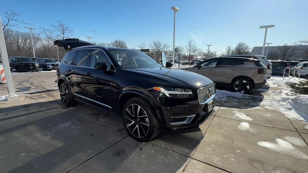 2024 Volvo XC90 Plus Bright Theme Highland Park, Evanston, Deerfield, Lake Forest, Winnetka, IL
