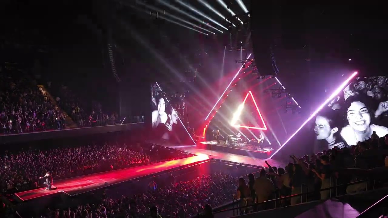 Tan Biónica - El Duelo / Ella (Movistar Arena 19/10/2024)