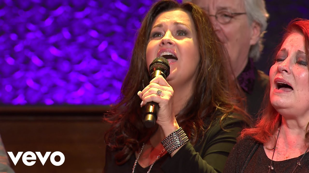 Gaither - Burdens Are Lifted At Calvary featuring Ladye Love Smith ft. Ladye Love Smith