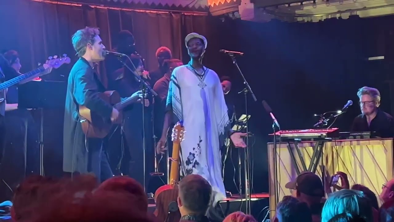 HAEVN live in Paradiso Amsterdam ft Neco Novellas