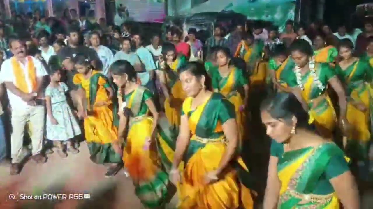 Lankaloki poyivadhama ramudu song 🔥🫶🏻👌🏻 sri sidhi atchimambha kolatam group #sandyediz#kolatamsongs