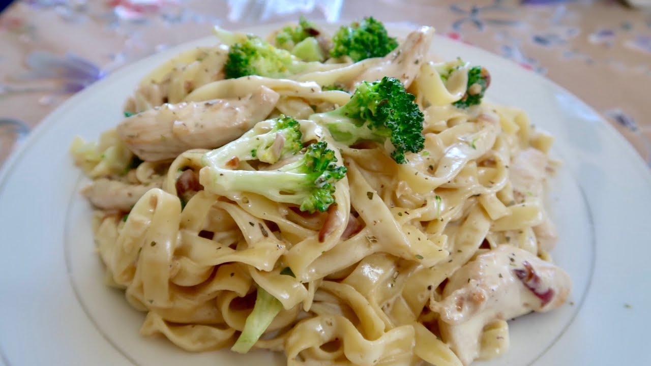 HOW TO COOK TAGLIATELLE PASTA! Simply delicious!