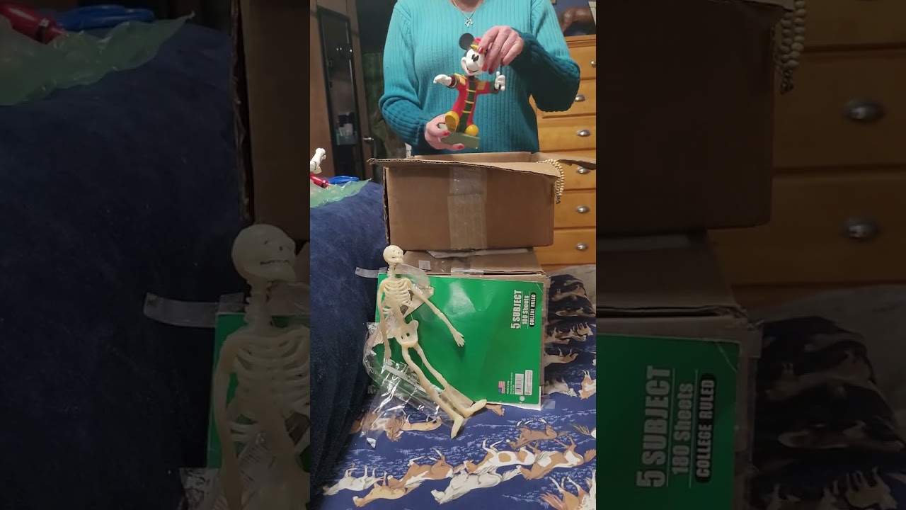 Uncle Larry sends pieces. 