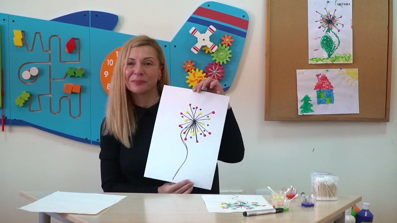 Домашна сензорна зала – Да рисуваме с клечки за уши