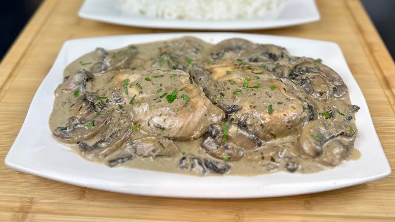 POULET SAUCE FORESTIÈRE (SAUCE CRÉMEUSE AUX CHAMPIGNONS)POUR ACCOMPAGNER RIZ, PÂTES,POMMES DE TERRE