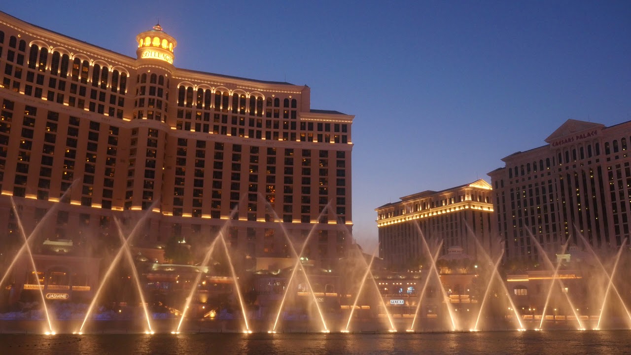 Fountains of Bellagio - Lucy in the Sky With Diamonds (2018)