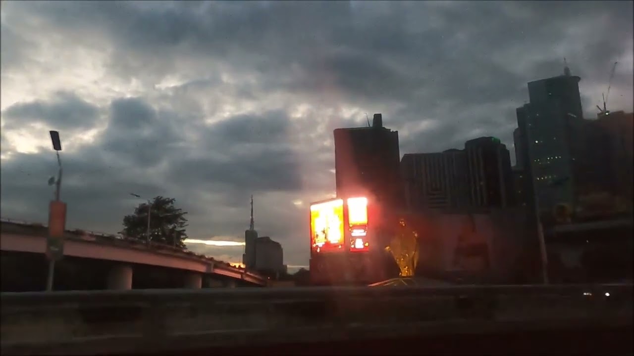 dawn drive from quirino district quezon city to terminal 3 manila international airport