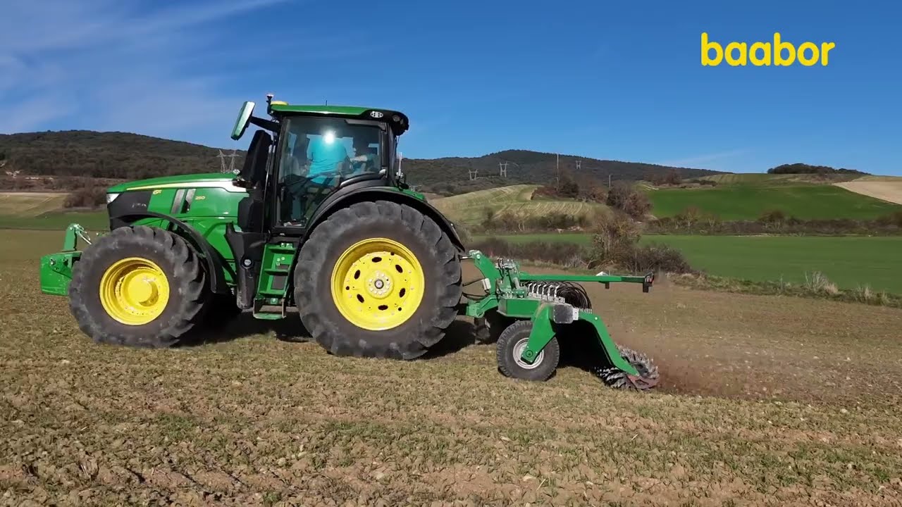 Vídeo del aero 6, escardador aireador, en Mimbredo (Álava)
