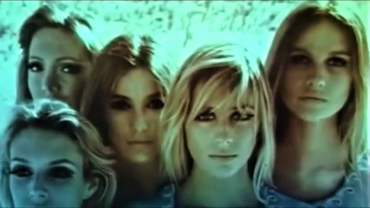 The Fleur de Lys - Gong With the Luminous Nose