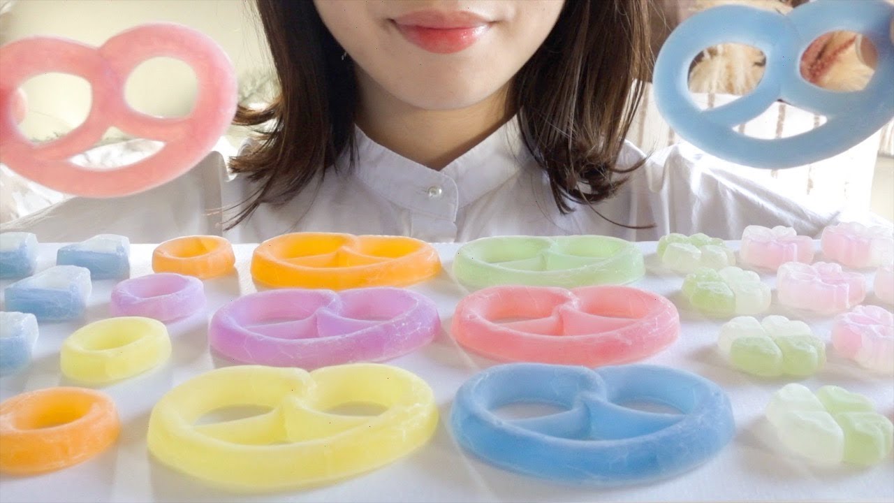 【咀嚼音】グミッツェルと小さなグミッツェル【ASMR/EATINGSOUNDS】