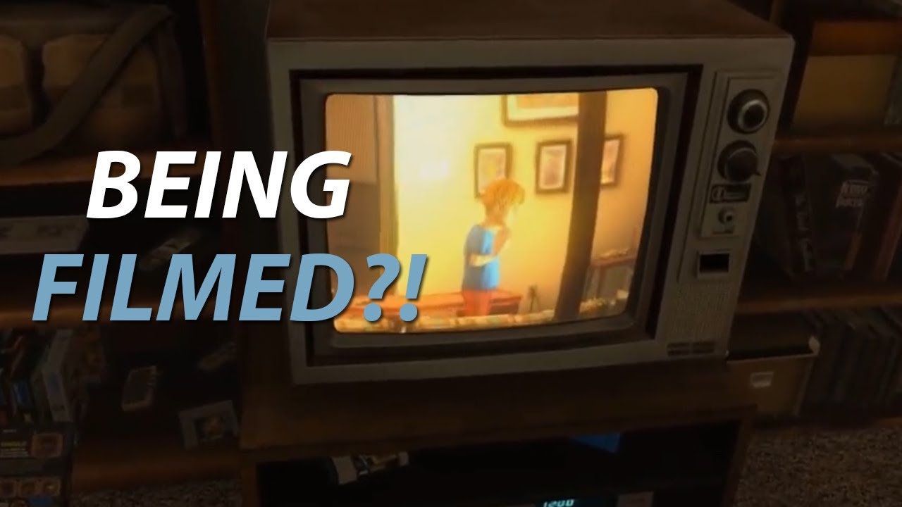 Let's Players Reaction To Getting Spied On By The Dog | Duck Season