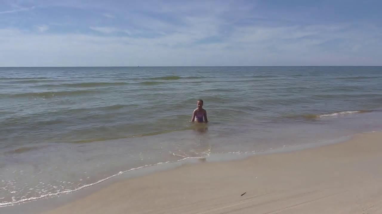 REST BY THE SEA