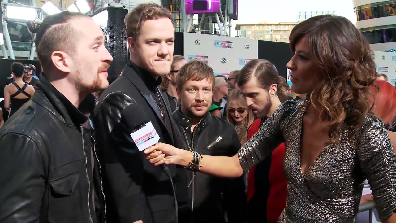 Imagine Dragons Entrevista Alfombra Roja - American Music Awards 2013