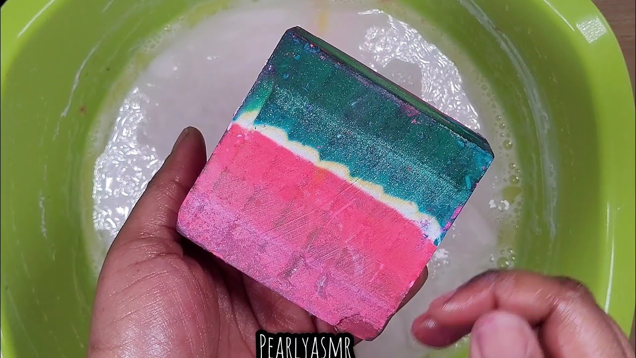 CRUNCHILICIOUS DYED GYM CHALK ASMR