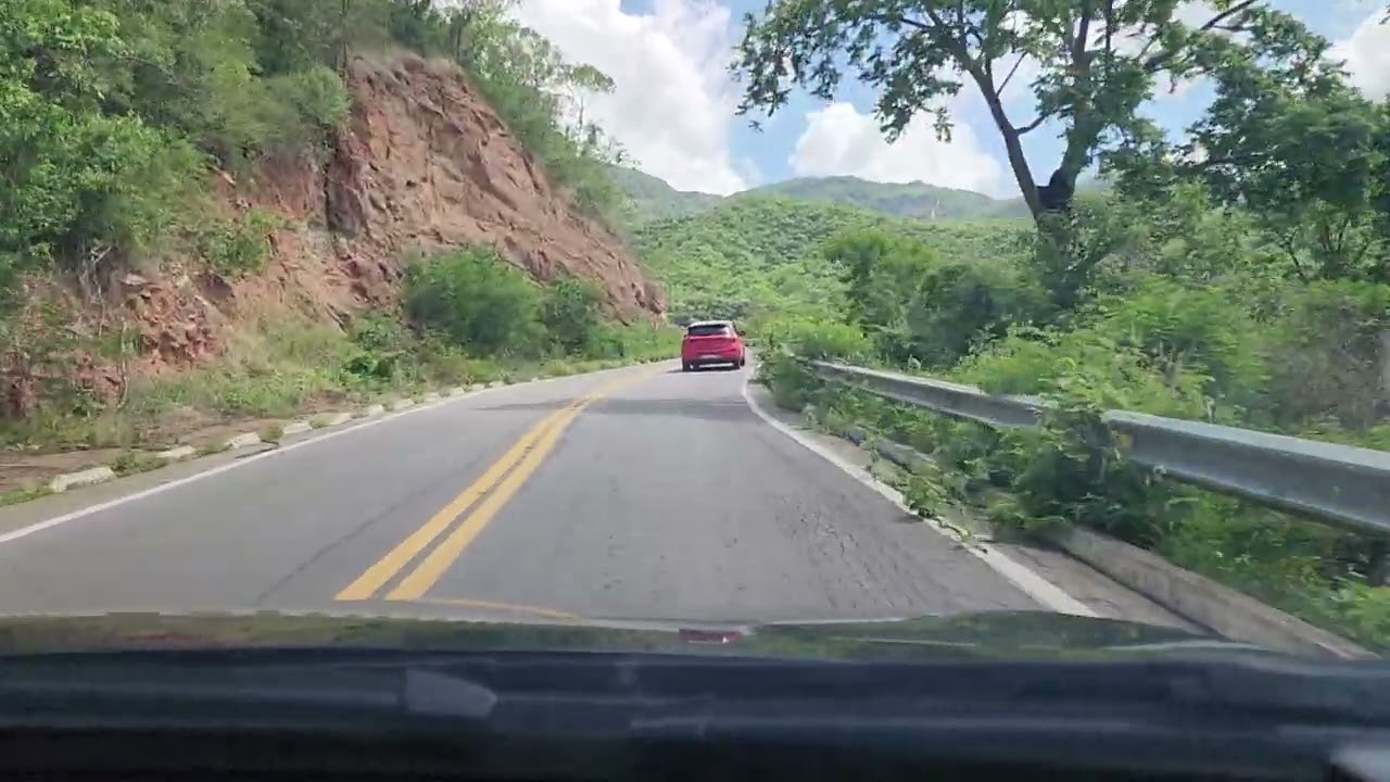 Subindo a Serra de Guaramiranga. Paisagens. Perigo na estrada. Continue dia 13 às 6h. Assistam!!!!