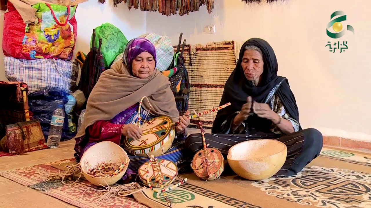 الإمزاد آلة موسيقية تجسد هوية الطوارق منذ مئات السنين **  فيصل بوعروة