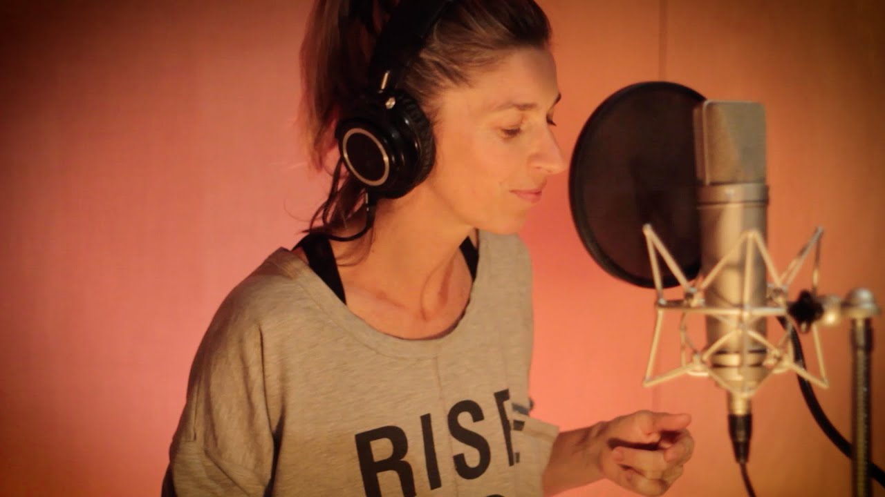 Lindo No Pensar (La Grabación) - Carolina de la Muela