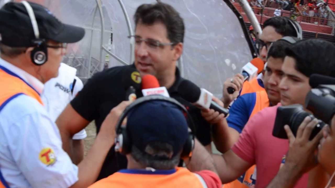 Entrada do time do Sport no jogo contra o Palmeiras 2013 em HD