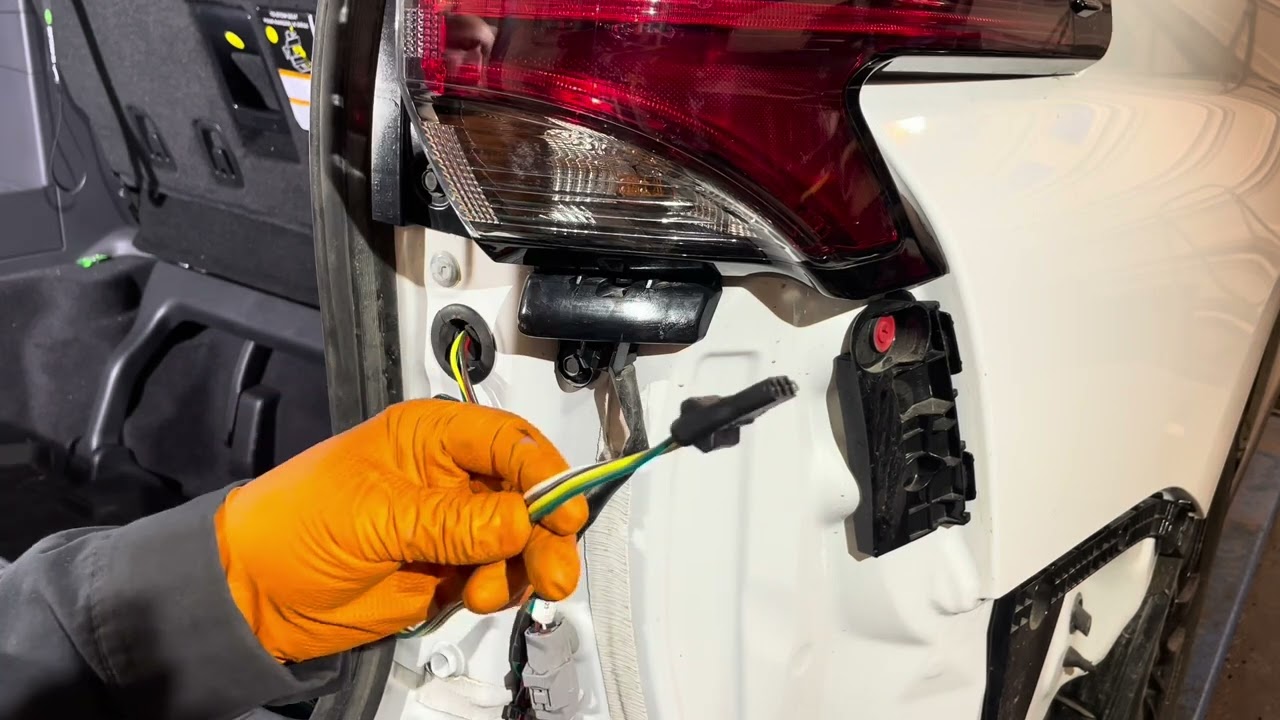 2021-2024 Toyota Sienna Hybrid 4-Pin Trailer Tow Hitch Wiring Harness Installation Instructions