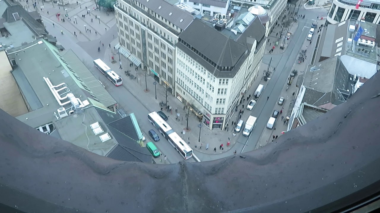 Hauptkirche Sankt Petri in Hamburg.     544 Stufen hoch zum Turm
