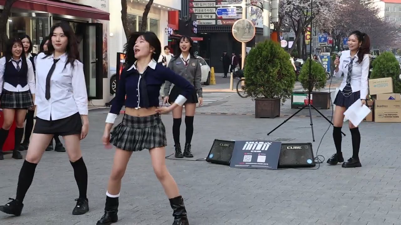 #Kpop&JHKTV] Hit off in Shinchon kpopdance#bodyDAYOUNG#히트오프 신촌케이팝댄스#바디
