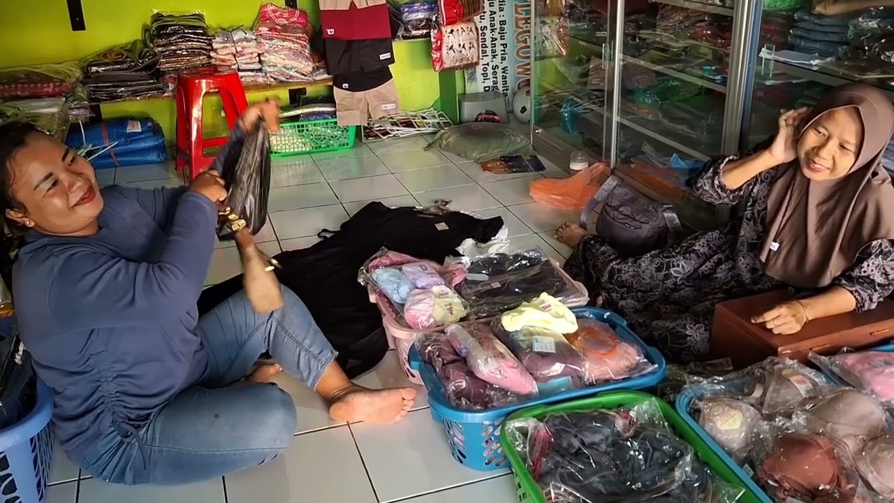 TUMBAS KEPERLUANE AMEL DAN FERI