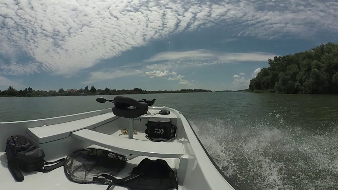Video 360, barca Hiros Yacht Kingfisher 520 in Delta Dunarii!