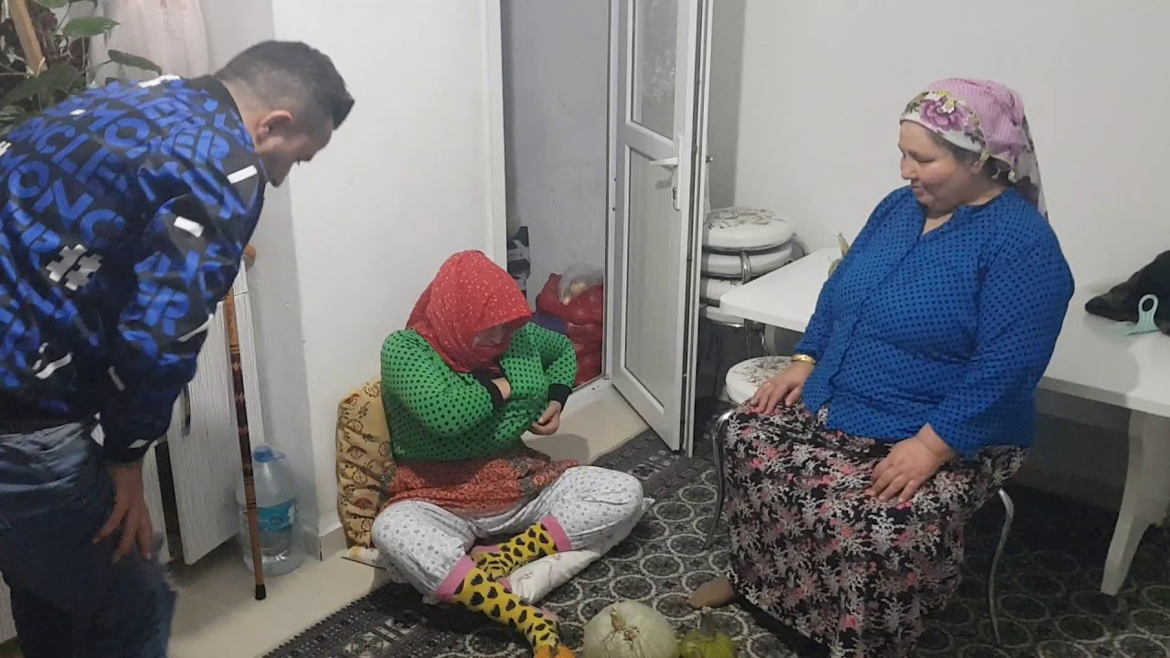 ISDANBULA GELDİM COCUKLARIN YANINA