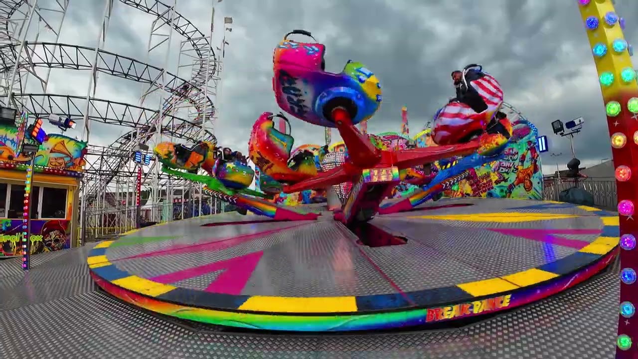 Break Dance off ride Foire de Charleroi 2025 (be)