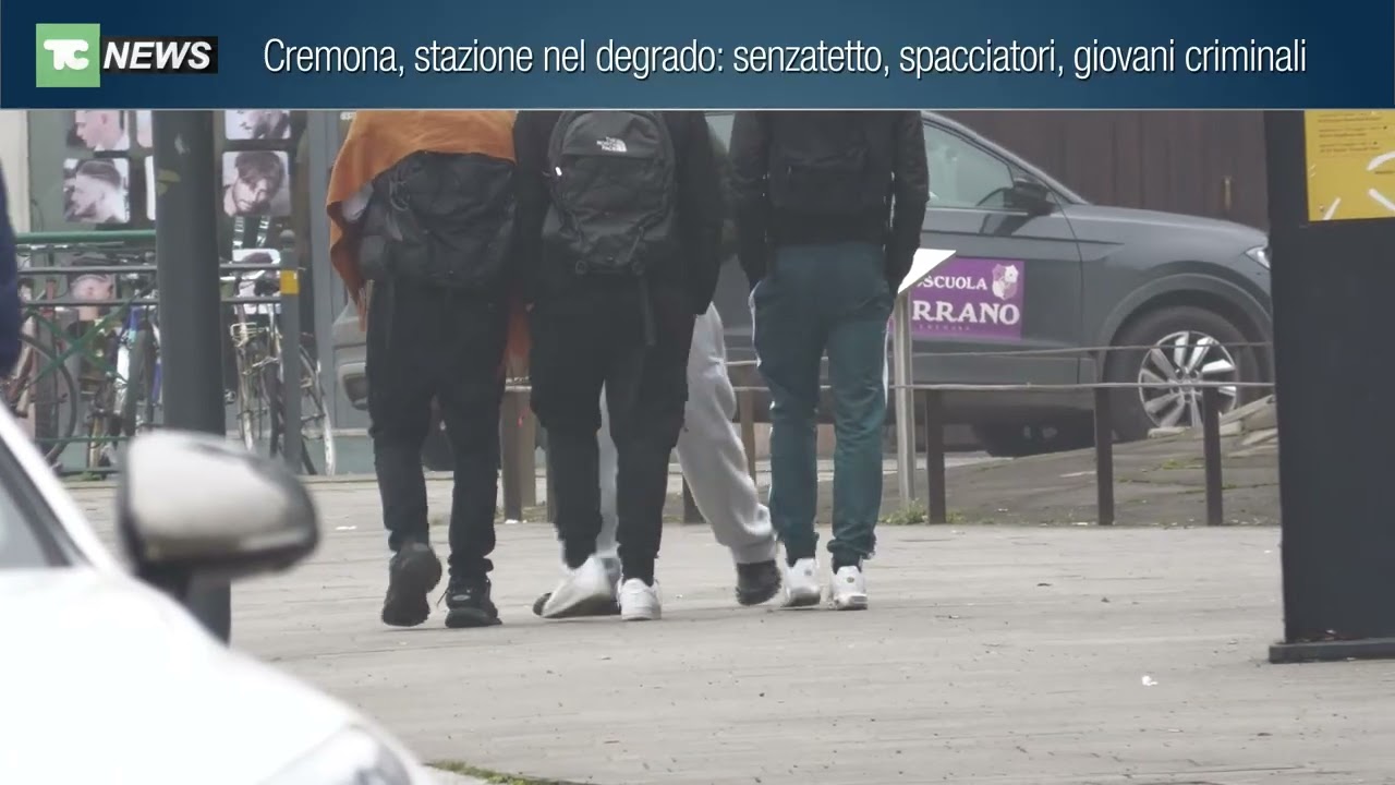 Cremona, stazione nel degrado: senzatetto, spacciatori, giovani criminali
