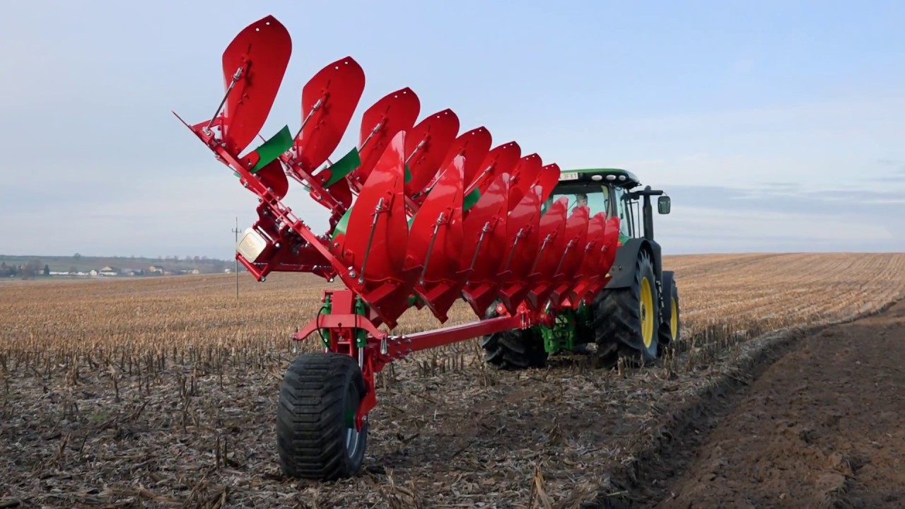 AGRO-MASZ GIANT - test pługa w warunkach polowych