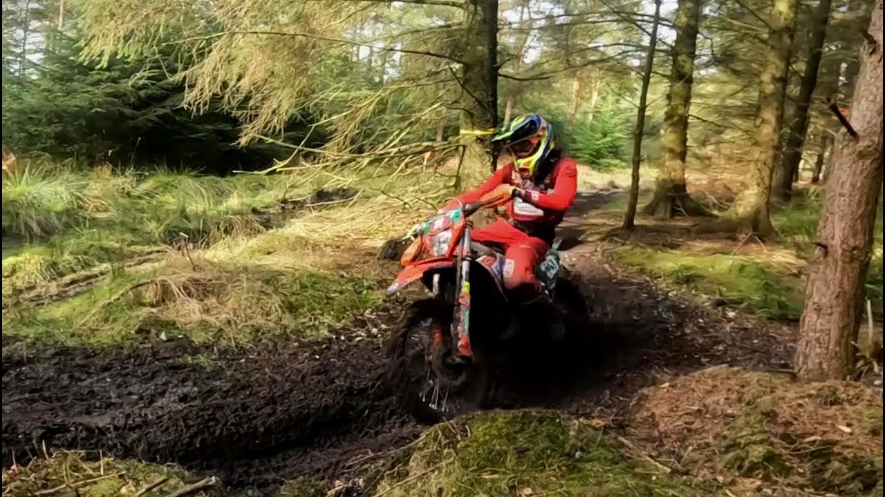 Helmsley BRITISH CLASSIC ENDURO & NEEC CHAMPIONSHIP 2025 Dirtbike Action
