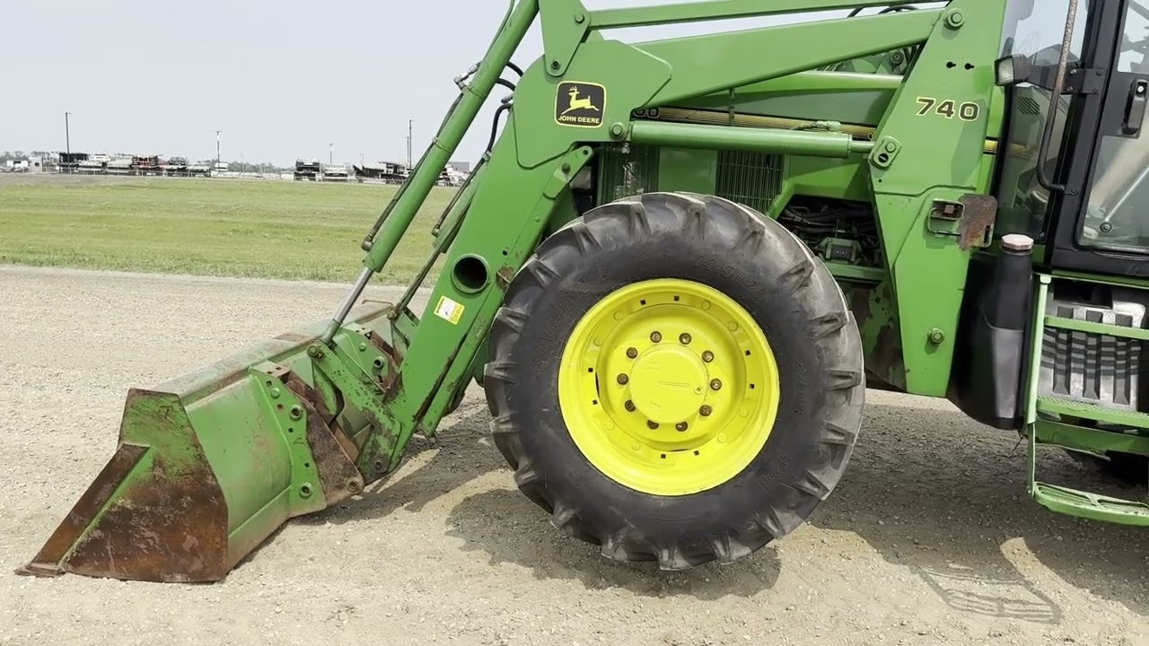 1994 John Deere 7400 MFWD Loader Tractor