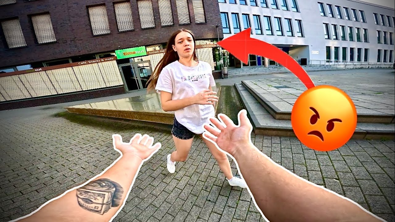 ESCAPING ANGRY GIRLFRIEND 😡🏃‍♂️💨 RUUUUN !!!