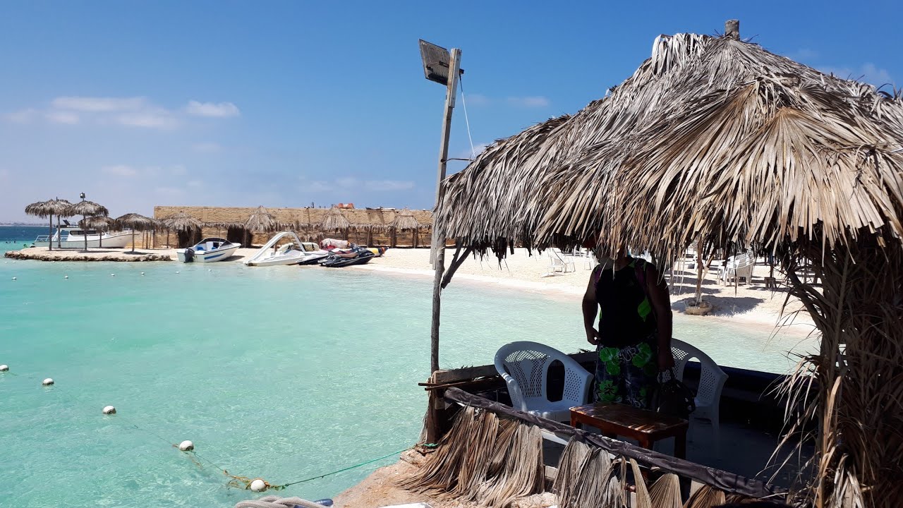 رحلة رووعه باليخت لأجمل شواطئ مطروح من الابيض للقوات المسلحة و منتجع مراسينا وكنا حنقع في نص البحر
