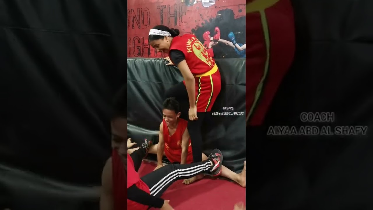 الحلقه  الاولي من هیستریا الضحك والعیاط فى فتح الحوض