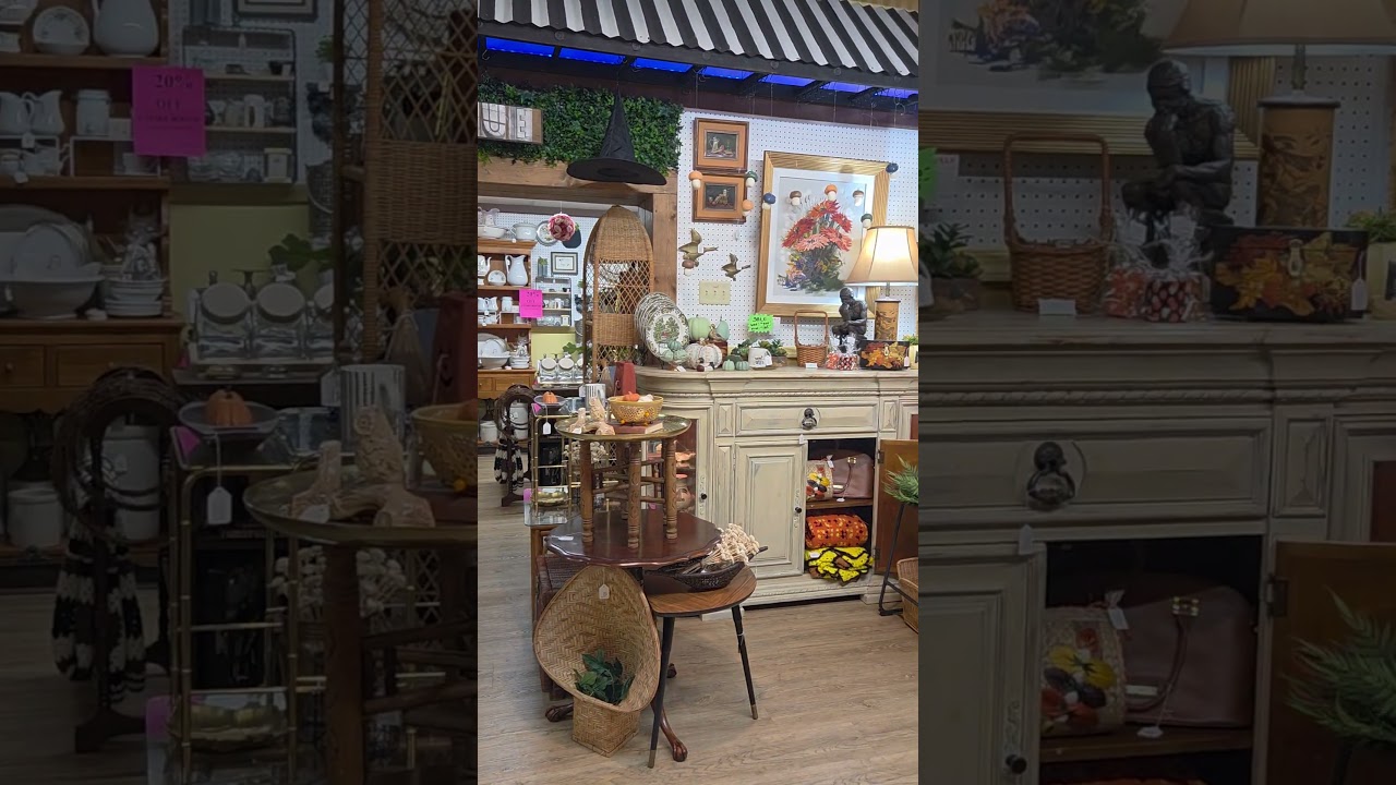 The Junktique 🍁 #homedecor #vintage #antique #vintagehomedecor #newsong