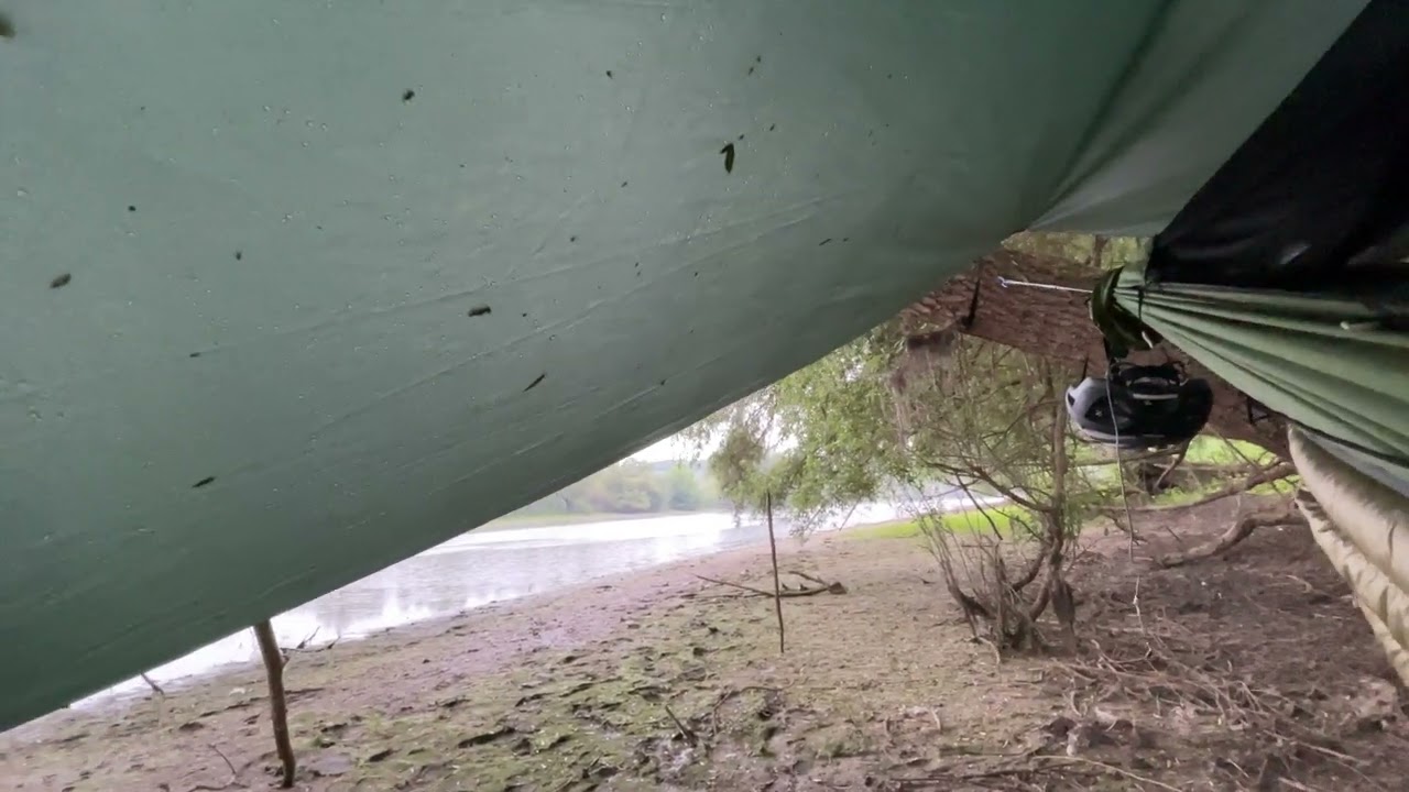 Blick auf K&uuml;hkopf-knoblochsaue von einer H&auml;ngematte - Bikepacking