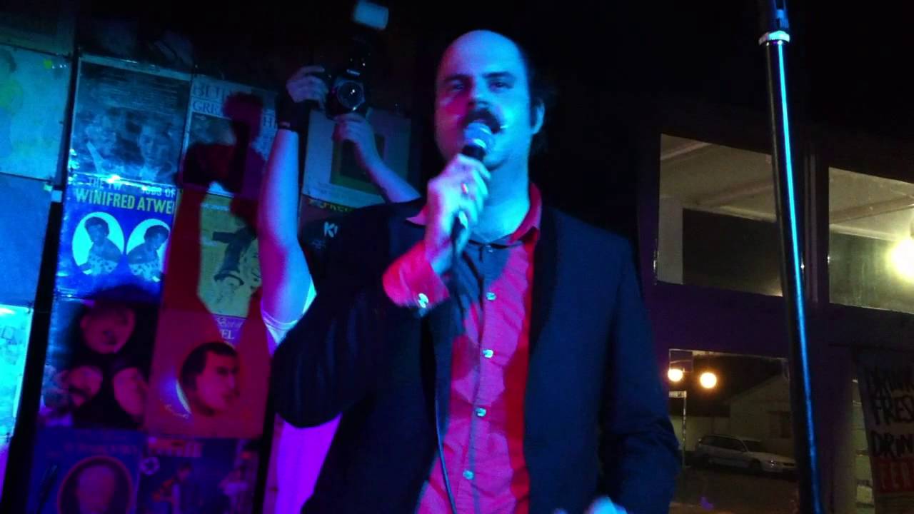 Donny Benet - Working Out @ The Union Hotel (23/10/15)