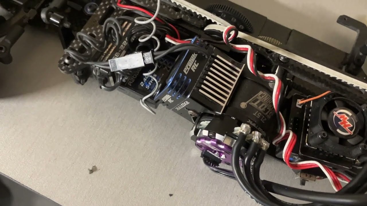 Trinity Slot Machine 21.5T Analyzer Data thoughts between Xfactor and Hobbywing V10 G4