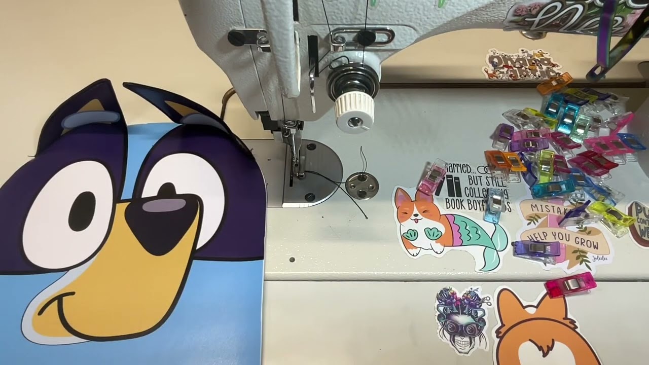 K&A’s Blue Dog “pimp my bag” Cut n sew tutorial