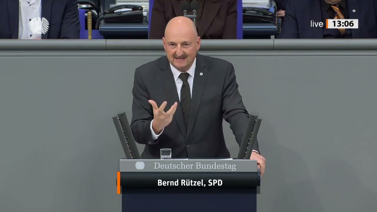 Bundestag lehnt Anträge zum Mindestlohn ab